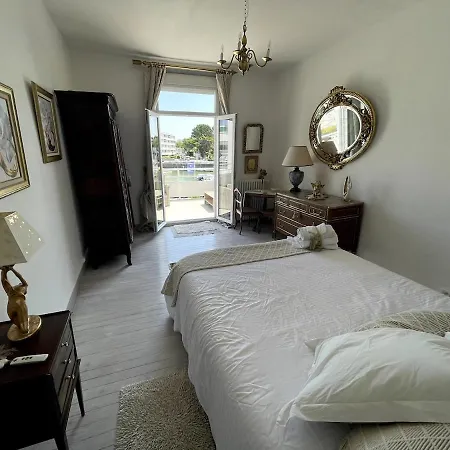 Sur Le Port De La Baule - Villa