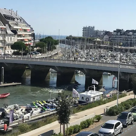 Sur Le Port De La Baule - * Le Pouliguen